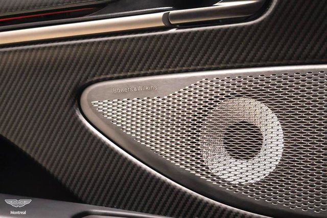 Aston Martin Vanquish Volante 2026-3