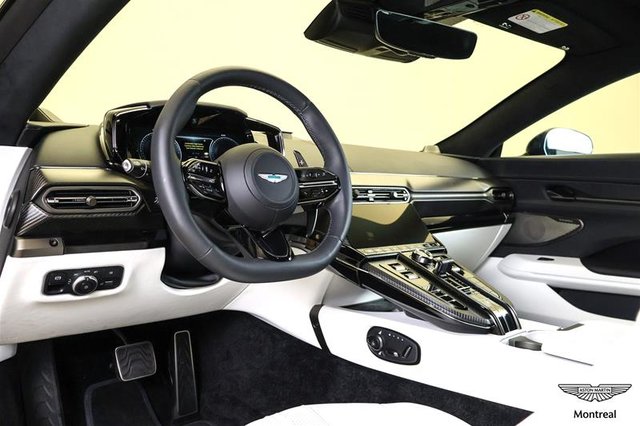 2025 Aston Martin Vantage Coupe-3