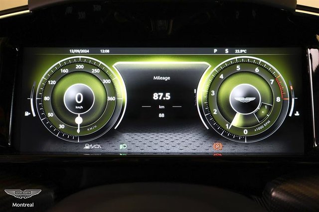 2025 Aston Martin Vantage Coupe-3