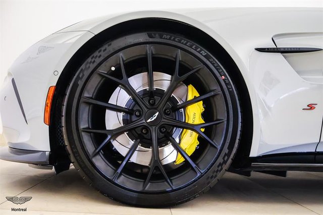 Aston Martin Vantage S Roadster 2026-5