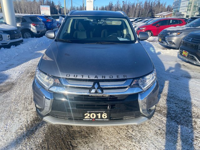 2016 Mitsubishi Outlander SE-1