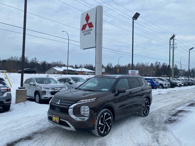 Mitsubishi Outlander LE PREMIUM 2022-0