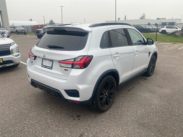 Mitsubishi RVR LE 2022-2