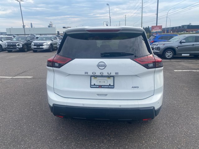 Nissan Rogue S 2025-4
