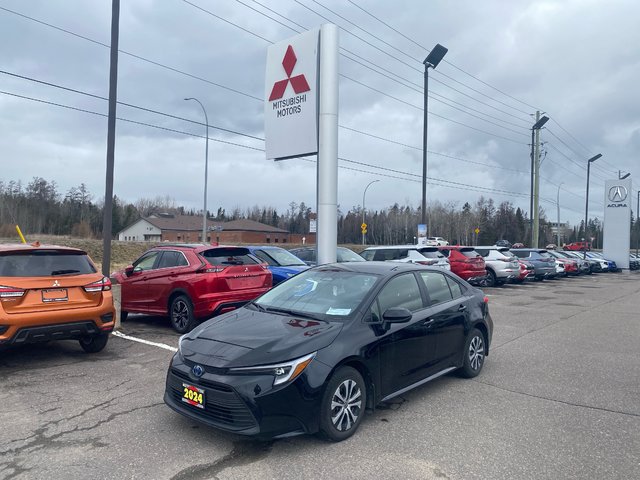 Toyota Corolla Hybrid LE 2024-0