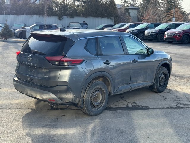 2022 Nissan Rogue S-4