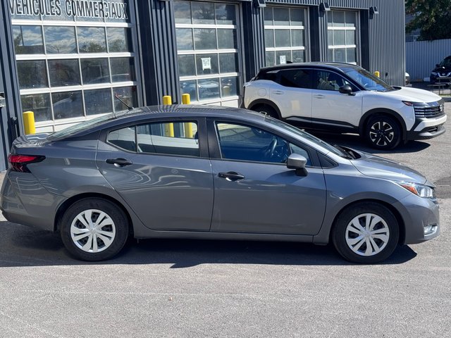 Nissan Versa S 2025-3