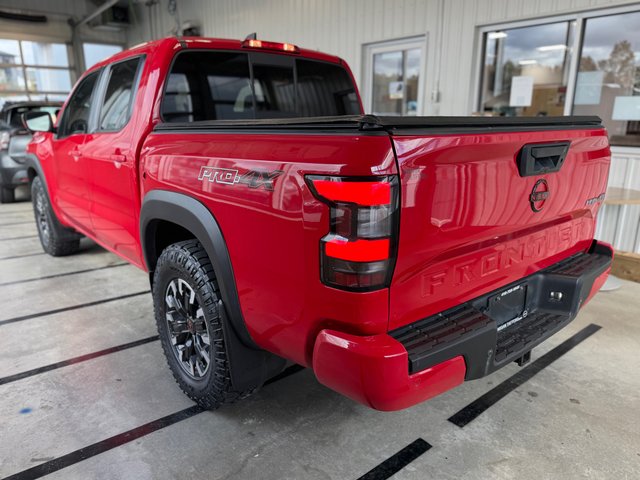 2022 Nissan Frontier Pro-4X Luxury 4X4-5
