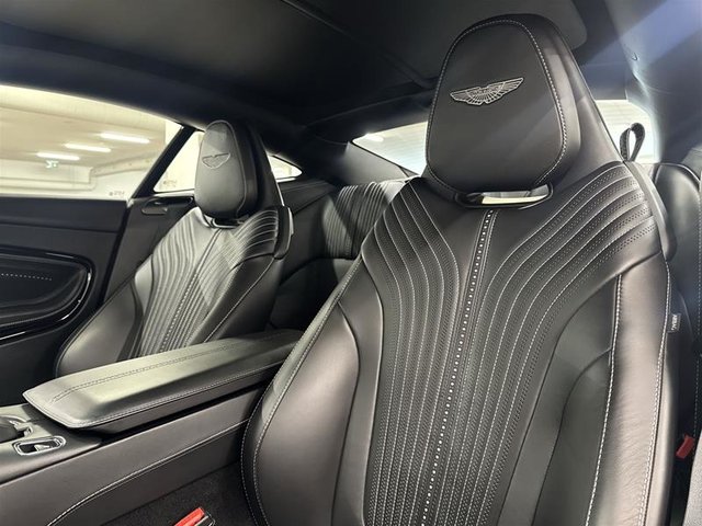 2017 Aston Martin DB11 Coupe-7