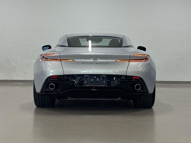 2024 Aston Martin DB12 V8 Coupe-4