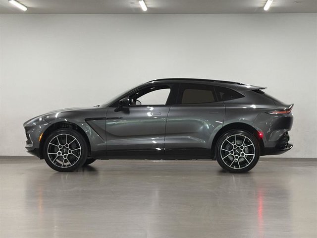 Aston Martin DBX  2021-3