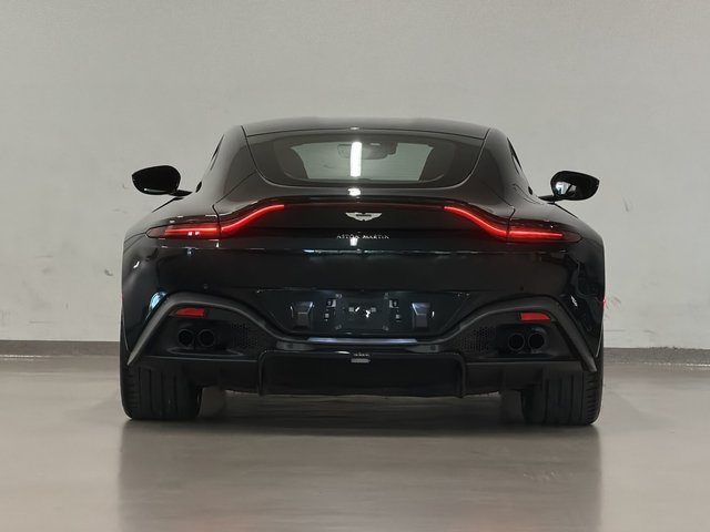 2020 Aston Martin Vantage (2)-6