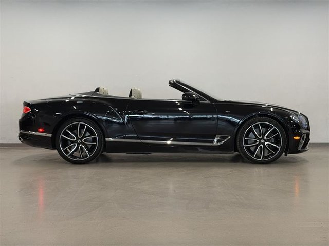 Bentley Continental GT Convertible V8 2022-2