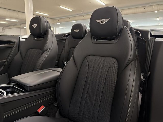 Bentley Continental GT Convertible V8 2023-7