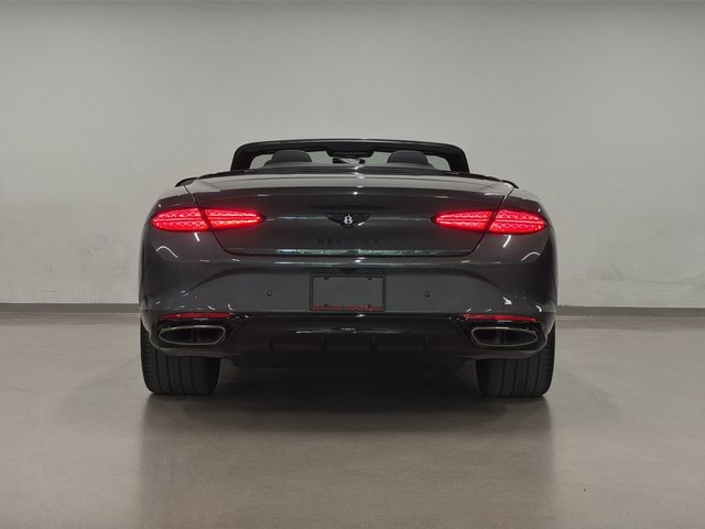 Bentley Continental GTC Black Edition 2025-6