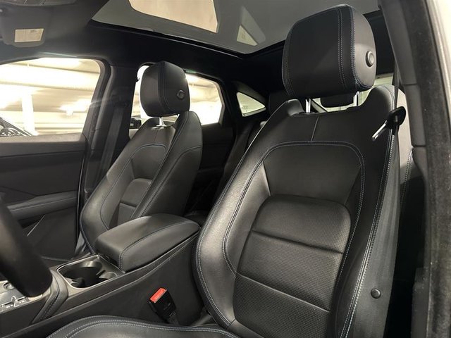 2019 Jaguar E-PACE P300 AWD R-Dynamic SE-7