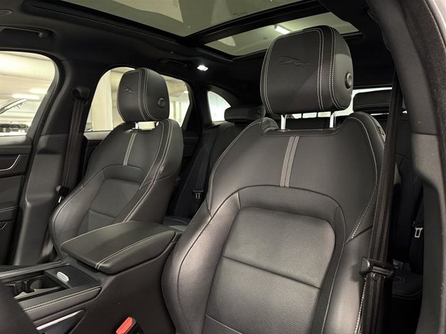 Jaguar F-PACE P250 R-DYNAMIC S 2023-7