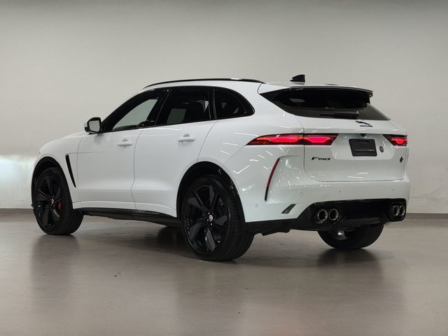 2023 Jaguar F-PACE P550 AWD SVR-7