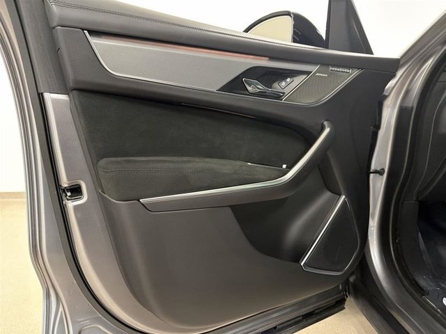 2024 Jaguar F-PACE P 550 SVR-5