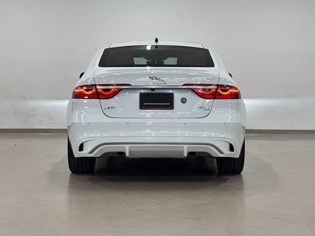 2022 Jaguar XF P300 AWD R-Dynamic SE-6