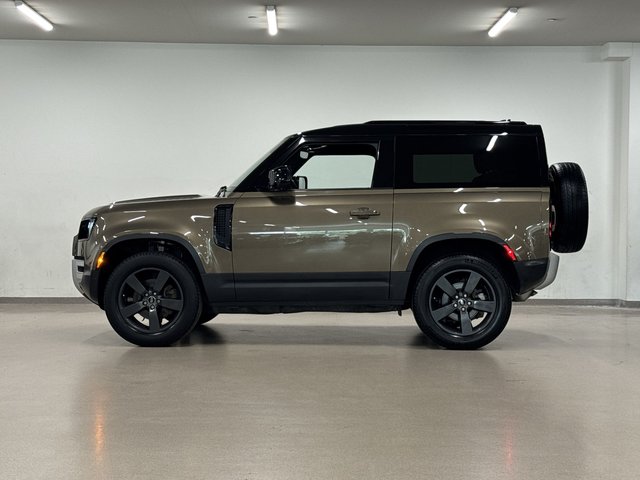2023 Land Rover Defender 90 P300 S (2)-4