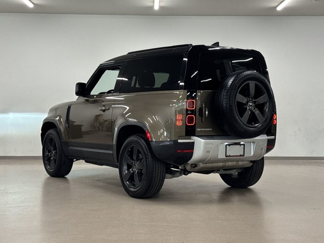 2023 Land Rover Defender 90 P300 S (2)-5