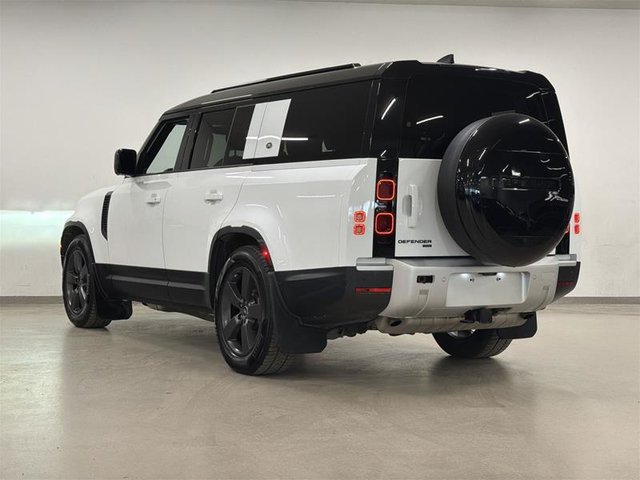 2023 Land Rover Defender 130 P400 SE (2)-5