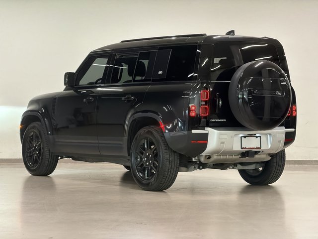 Land Rover Defender 110 P300 S 2023-7