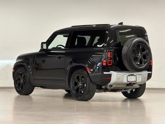 2023 Land Rover Defender 90 P300 S-5