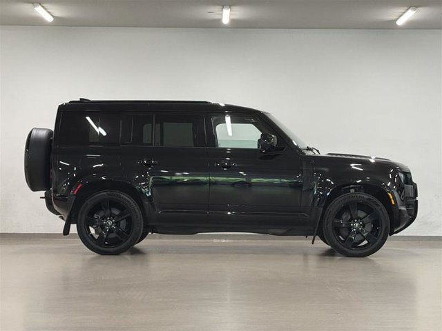 Land Rover Defender 110 P400 X-Dynamic SE 2025-2