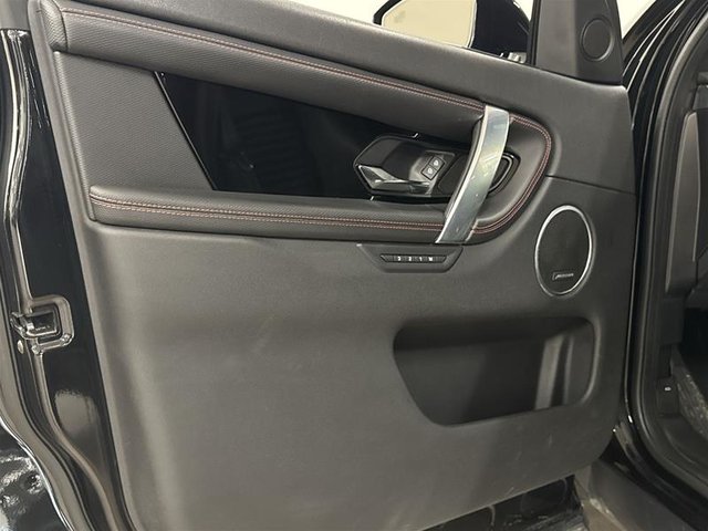 2023 Land Rover Discovery Sport 247hp R-Dynamic SE-6