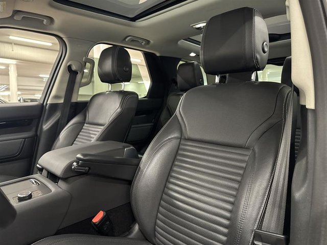 2022 Land Rover Discovery P300 S-7