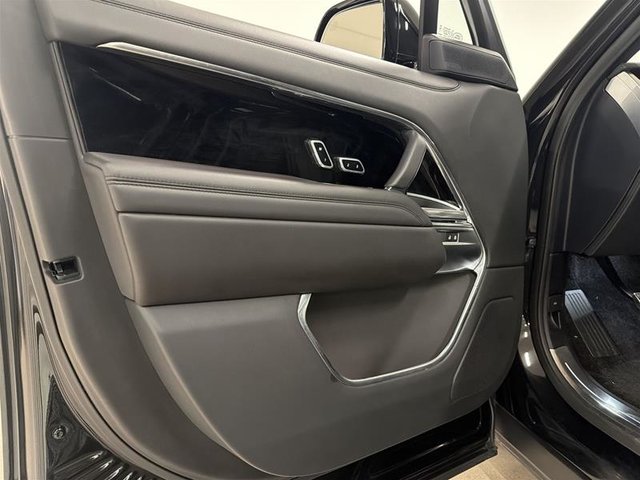 Land Rover Range Rover P400 SE SWB 2025-6