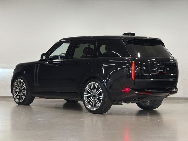 2026 Land Rover Range Rover P530 SE SWB-5