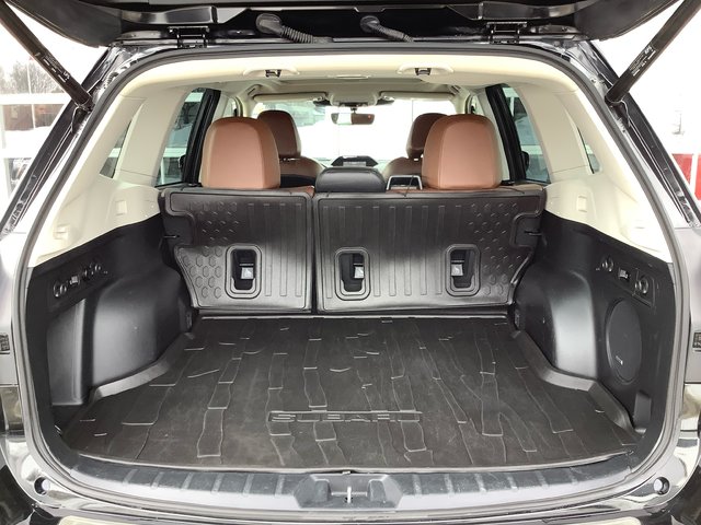 2023 Subaru FORESTER Premier-7