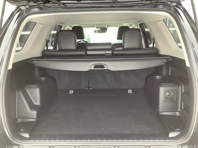 2023 Toyota 4 RUNNER-4