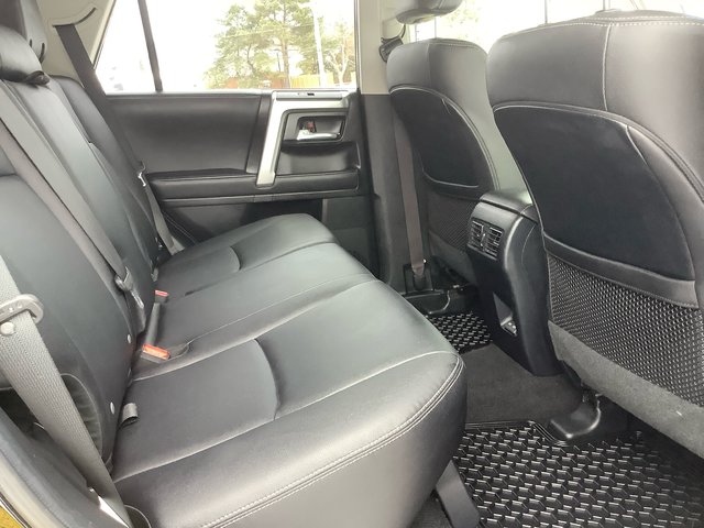 2023 Toyota 4 RUNNER-1