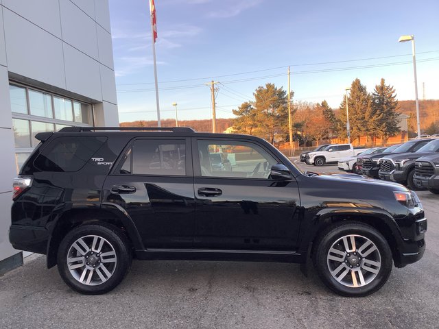 2022 Toyota 4RUNNER-1