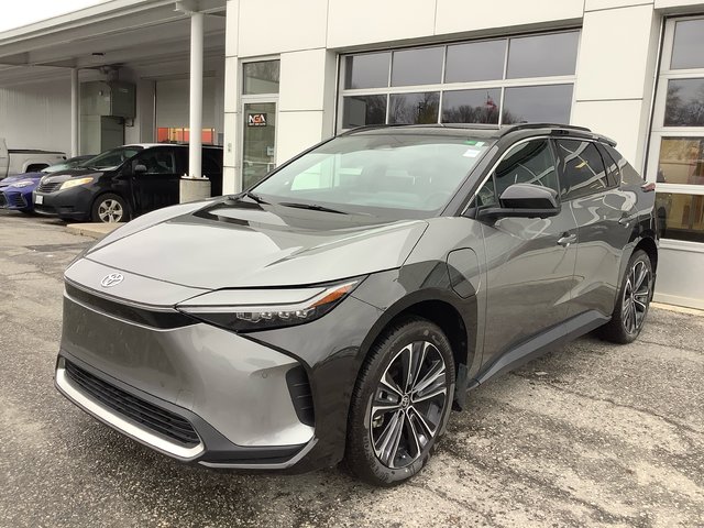 25 Toyota BZ4X XLE-0