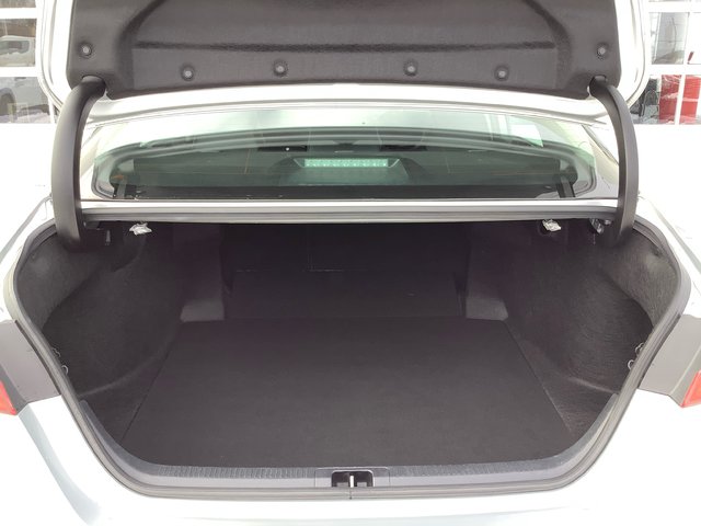 2023 Toyota CAMRY SE-7