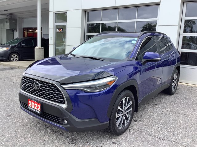 2022 Toyota COROLLA CROSS XLE-0