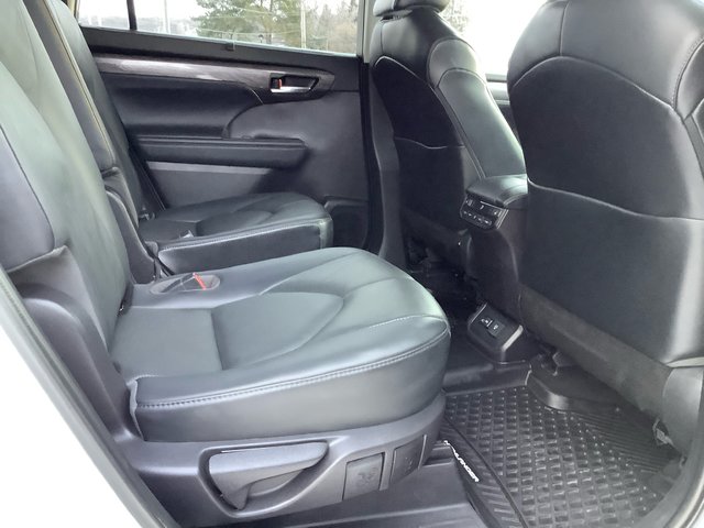 2022 Toyota HIGHLANDER Limited-2