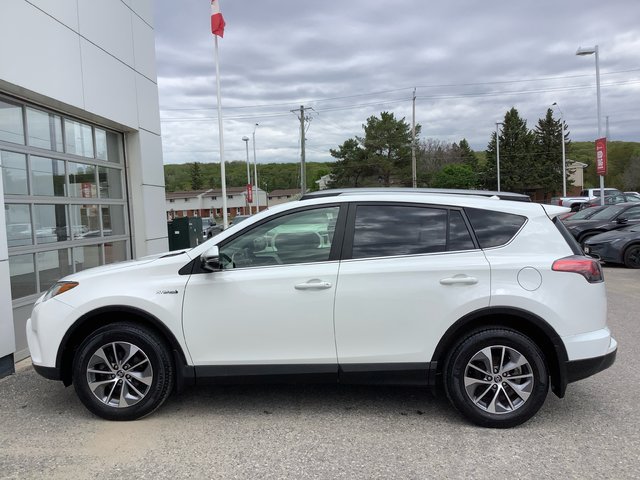 2017 Toyota RAV4 XLE HYBRID-7