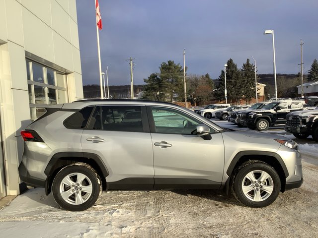 2020 Toyota RAV4 XLE-3