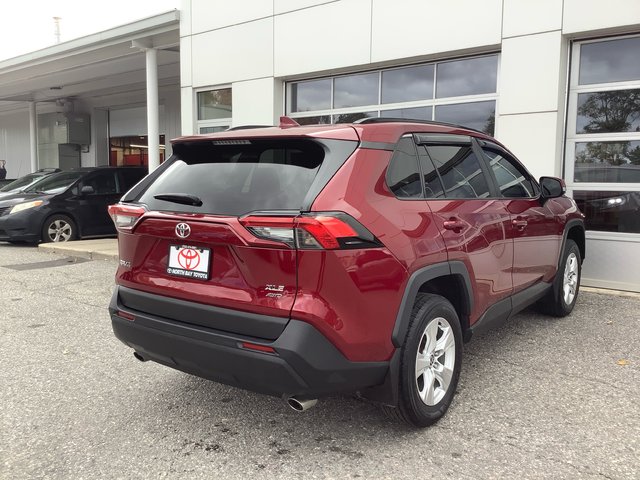 2021 Toyota RAV4 XLE-4