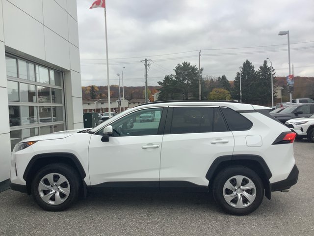 2021 Toyota RAV4 LE AWD-7