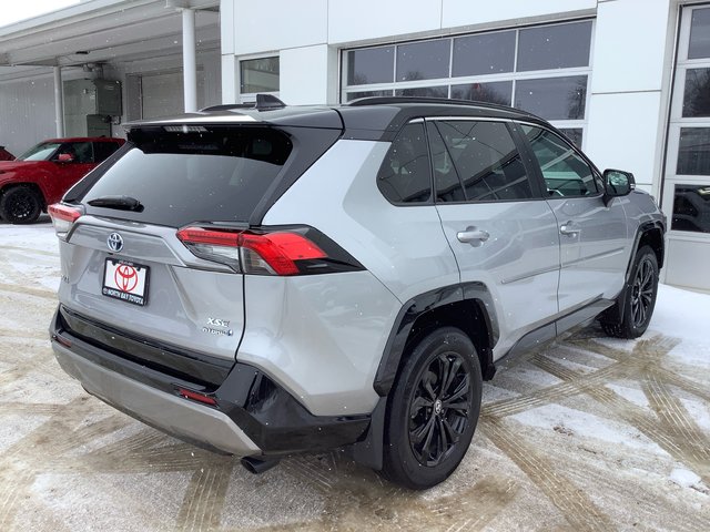 2022 Toyota RAV4 Hybrid XSE-6