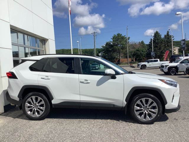 2023 Toyota RAV4 XLE-3