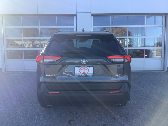 2024 Toyota RAV4 XLE-6