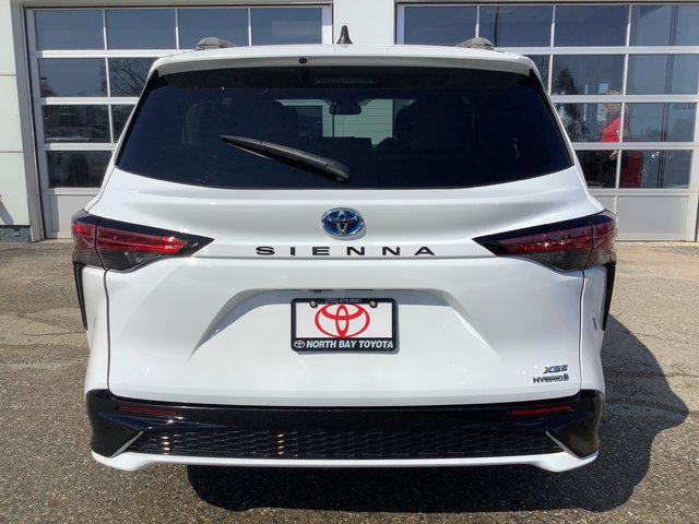 2023 Toyota SIENNA-7